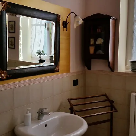 Alojamento de Acomodação e Pequeno-almoço Cervare 3*