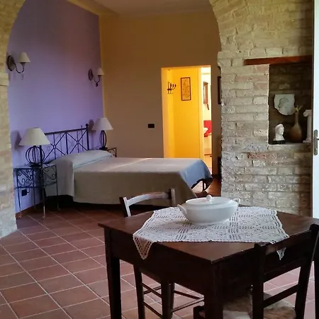 住宿加早餐酒店 Cervare 3*